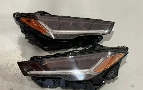 Lamborghini Urus Headlights/headlamps set 4ML941035E
