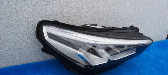 BMW X1 U11 Headlight/headlamp 5A9A222