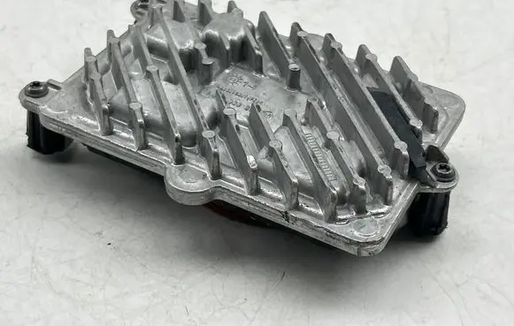 Jeep Grand Cherokee WL LED ballast control module 68584668AC 6470000021AB C0000000290