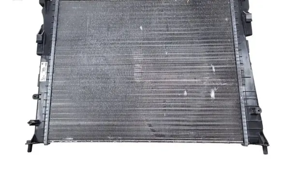Renault Twingo II Coolant radiator 880384A 8200448553