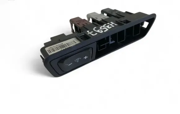 Hyundai ix35 Other switches/knobs/shifts 937002Y3109P