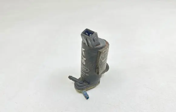 Ford Focus Windscreen/windshield washer pump 93BB17K624BA D00LA