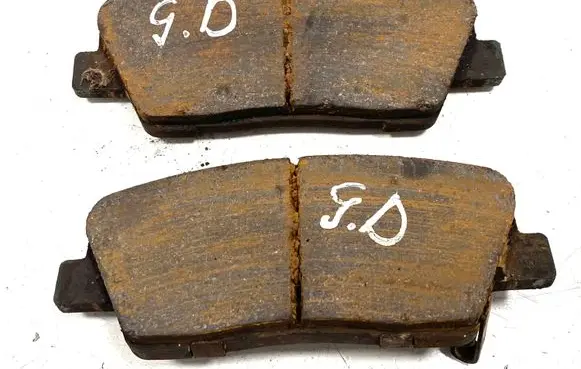 KIA Sorento Brake pads (rear) 