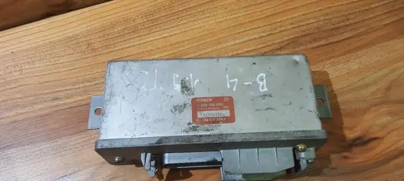 Audi 80 90 S2 B4 ABS control unit/module 4A0907379A 0265100056