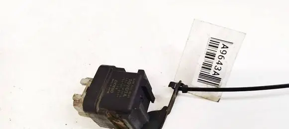 Toyota Auris 150 Glow plug pre-heat relay 2861067010