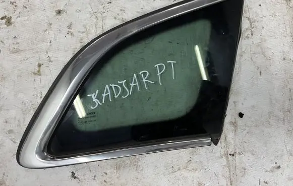 Renault Kadjar Rear side window 833069655R