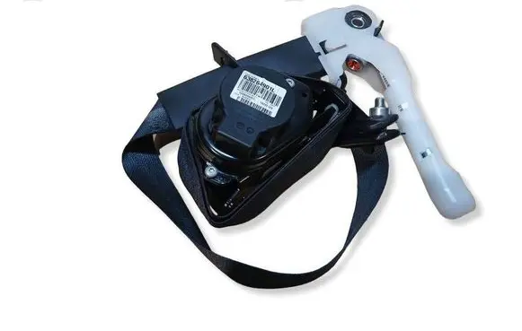 Nissan Leaf II (ZE1) Front seatbelt 638264901L 14201120 100X090RY