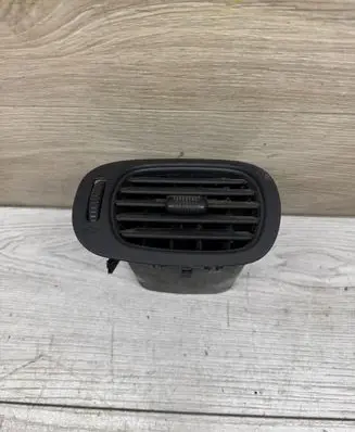 Chrysler Voyager Dash center air vent grill 0SC91TRMAA 12050