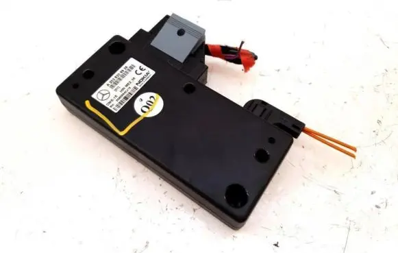 Mercedes-Benz CLK A209 C209 Voice control module A2038209926