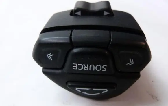 Nissan X-Trail T30 Steering wheel buttons/switches 25552EQ300