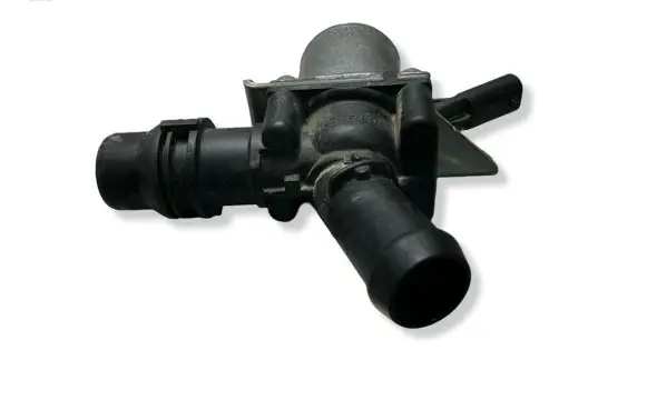 Volvo XC40 Coolant heater control valve 32249537