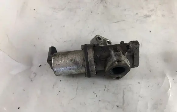 KIA Sorento EGR valve