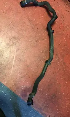 BMW 1 E81 E87 Engine coolant pipe/hose 16188010