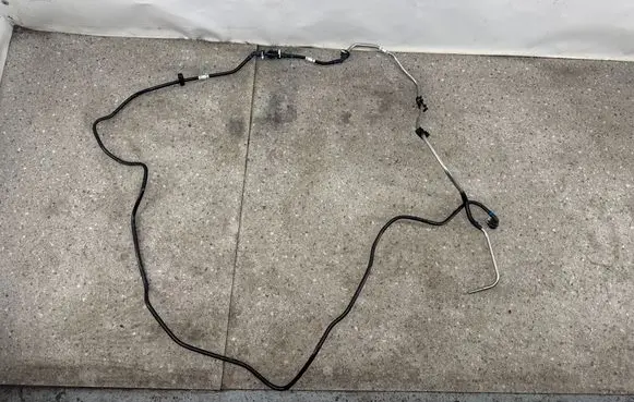 BMW X5 G05 Fuel line pipe 9896448