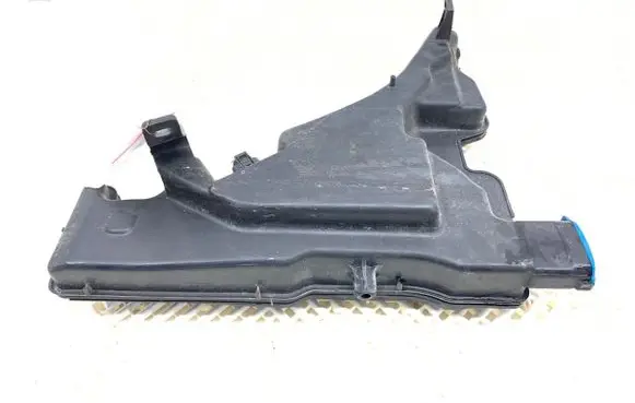 Audi A4 S4 B9 Windshield washer fluid reservoir/tank 8W0955451L