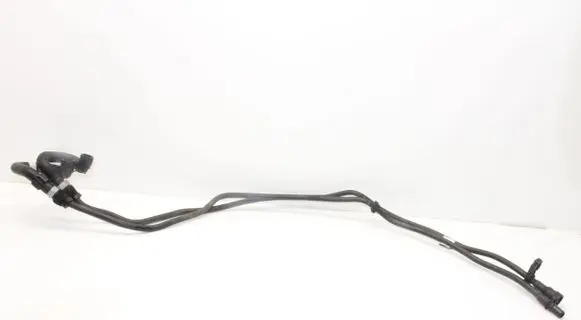 Land Rover Range Rover Sport L461 Engine coolant pipe/hose M8E218D334CE