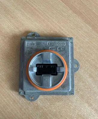 Land Rover Discovery 4 - LR4 Headlight ballast module Xenon L90020948
