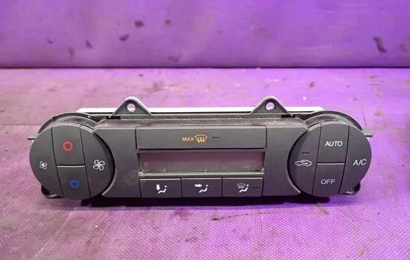 Ford Mondeo Mk III Climate control unit