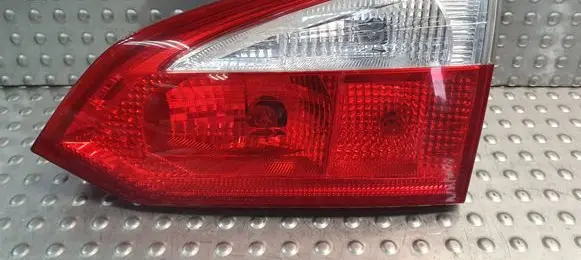 Ford Focus Tailgate rear/tail lights BM51-13A602-BC