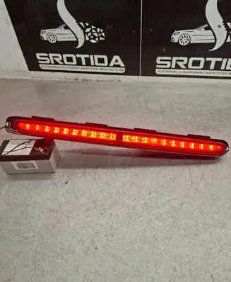 Mercedes-Benz E W211 Third/center stoplight A2118201556