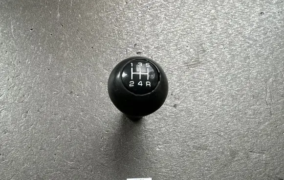Gear lever shifter trim leather/knob