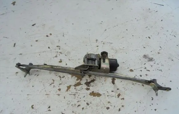 Seat Toledo I (1L) Front wiper linkage and motor