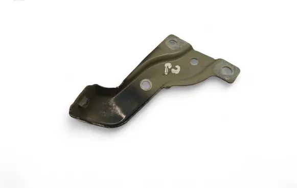 Volkswagen Atlas Fender mounting bracket 3CN821184