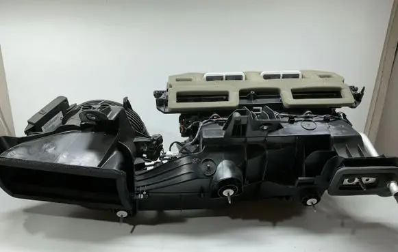 Dodge Challenger Interior heater climate box assembly P68430171AA 68340550AA S8041001