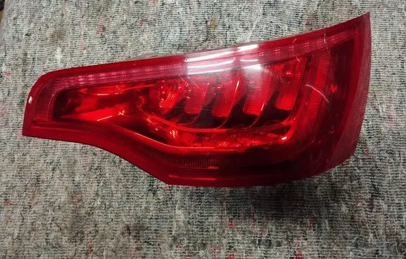 Audi Q7 4L Rear/tail lights 4L0945094F