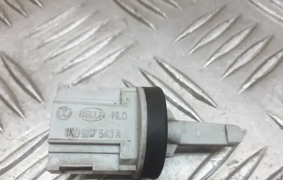 Skoda Octavia Mk2 (1Z) Interior temperature sensor 1K0907543A