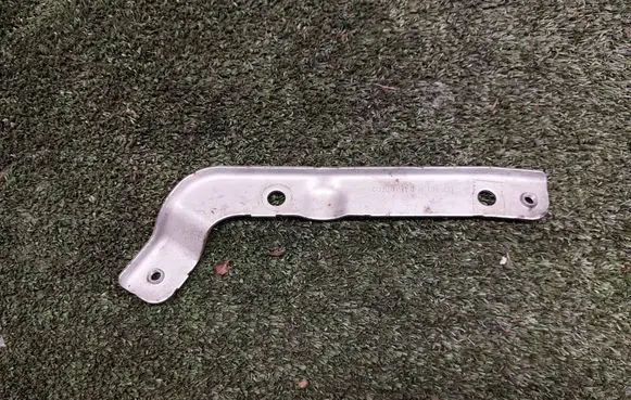 Mercedes-Benz Sprinter W906 Other engine bay part A6511510040