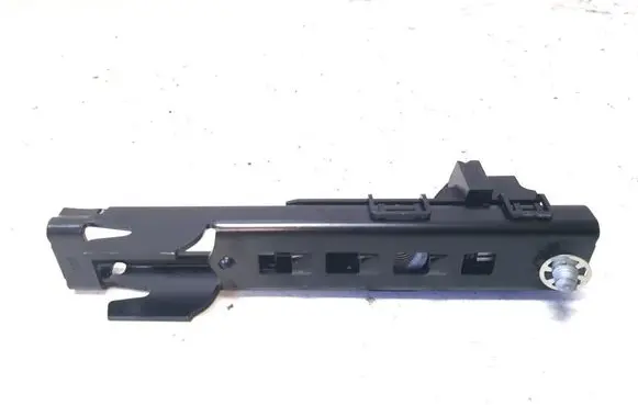 Mercedes-Benz GL X166 Seat belt height adjuster A1668600088