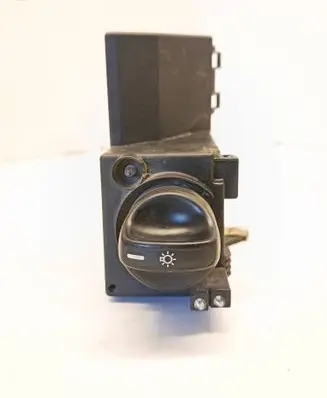 Mercedes-Benz E W210 Light switch 2105450104