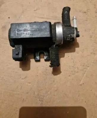 Audi A6 S6 C5 4B Turbo solenoid valve 1H0905627