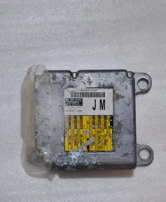 Lexus RX 450H Airbag control unit/module 8917048A20 064082015RA 1508004082