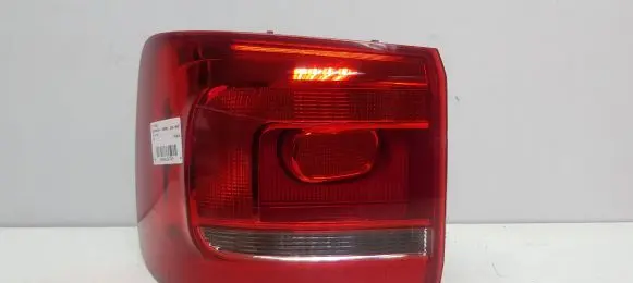 Volkswagen Touran II Rear/tail lights