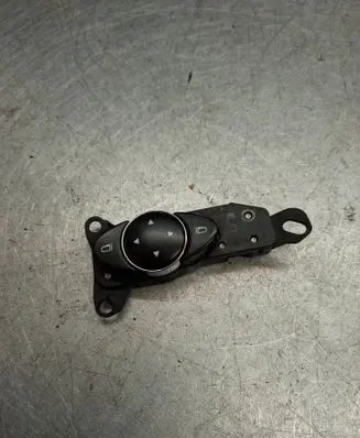 Mercedes-Benz E W211 Wing mirror switch 2118208310