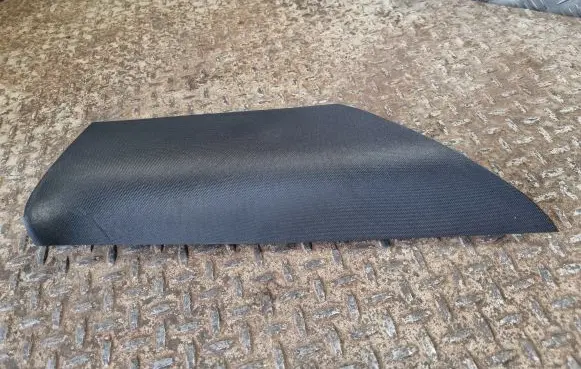Dodge Challenger (C) pillar trim 1HP73DX9AD