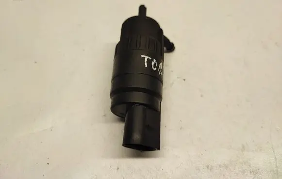Audi A3 S3 8V Windscreen/windshield washer pump 1K5955651