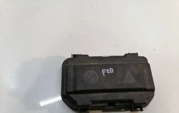 BMW 3 F30 F35 F31 Fuse box cover 9224872