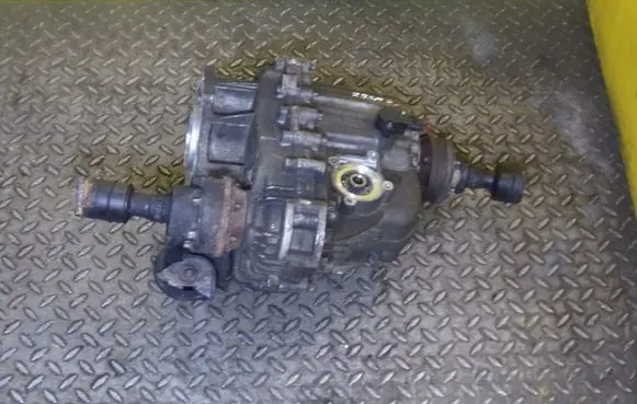 Land Rover Discovery 4 - LR4 Gearbox transfer box case BH427K780AB 29SP31