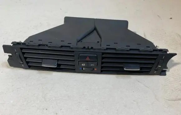 BMW 3 E92 E93 Dash center air vent grill 9130469