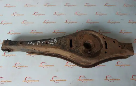 Volkswagen PASSAT B7 Rear control arm 