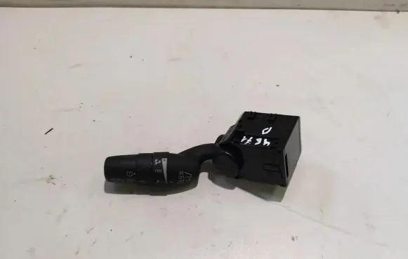 Hyundai Santa Fe Wiper control stalk M29843