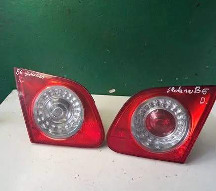 Volkswagen PASSAT B6 Tailgate rear/tail lights 3C5945093F