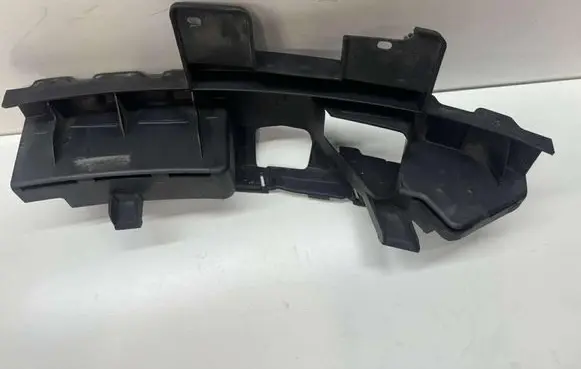 Ford Focus C-MAX Front bumper mounting bracket 3M5117E857