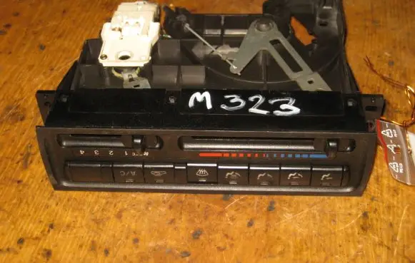 Mazda 323 F Climate control unit