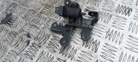 Opel Vivaro Turbo solenoid valve 8200762162