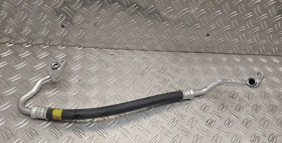 Toyota Yaris Air conditioning (A/C) pipe/hose 
