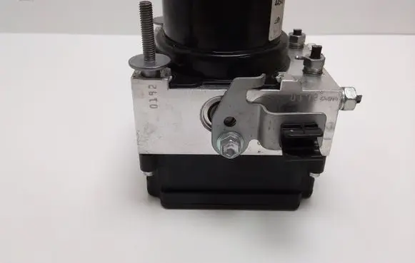 Toyota Yaris ABS Pump 895410D100